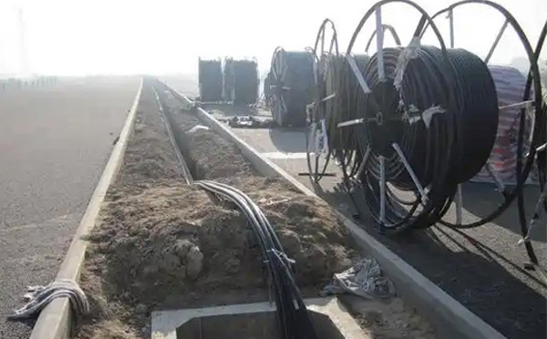 现代通信网络建设指南:康县光缆施工全流程技术解析与质量控制 现代通信网络建设指南:康县光缆施工全流程技术解析与质量控制